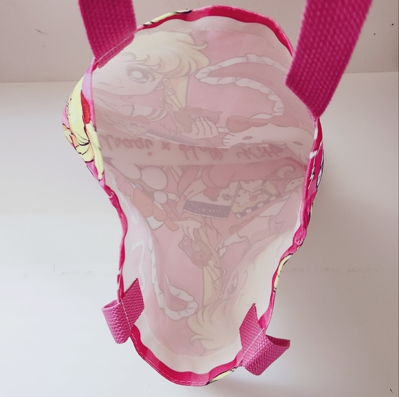 Hello Kitty x Sailor Moon Usagi Tsukino Tote Bag - Picture 5 of 6